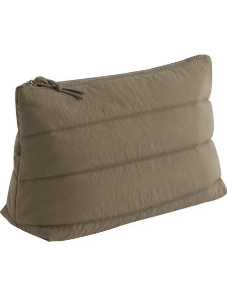 Toaletní taška Quilted BagBase BG705 black